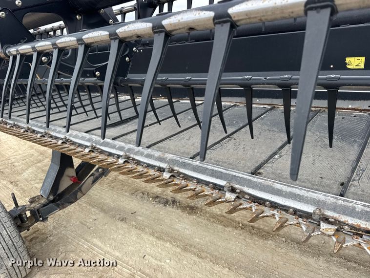 image for item FB7125 MacDon FD75-D Flexdraper flex draper head