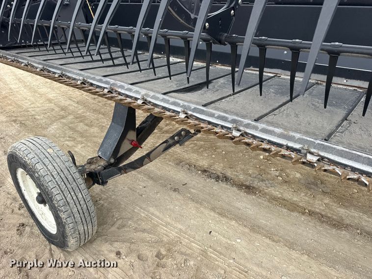 image for item FB7125 MacDon FD75-D Flexdraper flex draper head