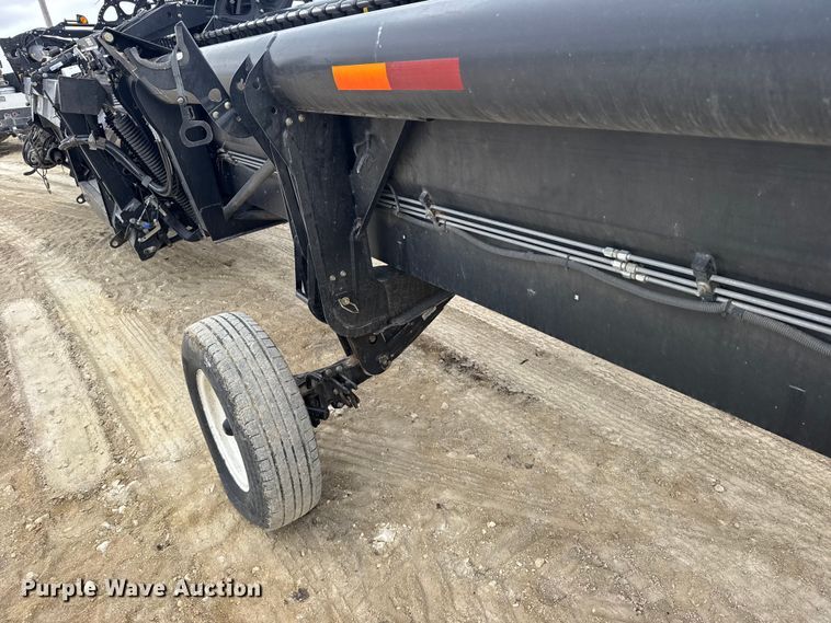 image for item FB7125 MacDon FD75-D Flexdraper flex draper head