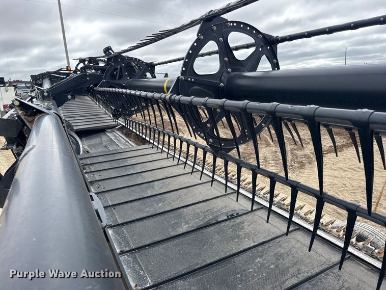 image for item FB7125 MacDon FD75-D Flexdraper flex draper head