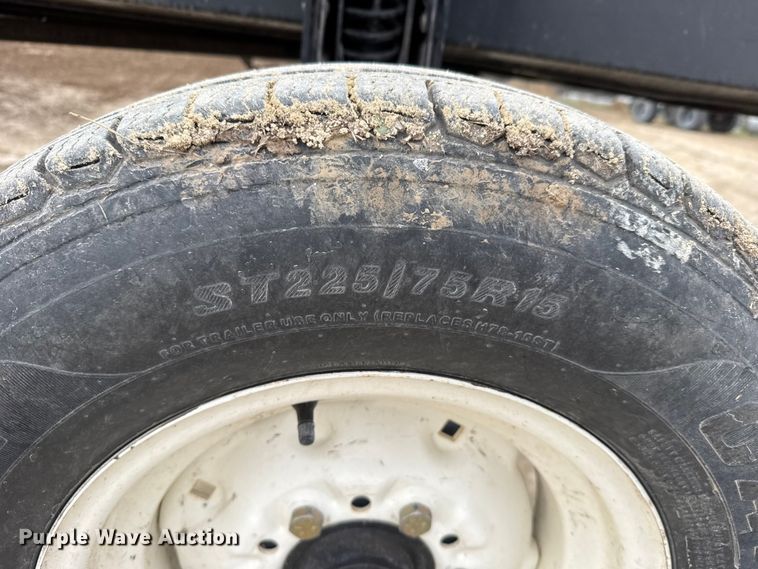 image for item FB7125 MacDon FD75-D Flexdraper flex draper head