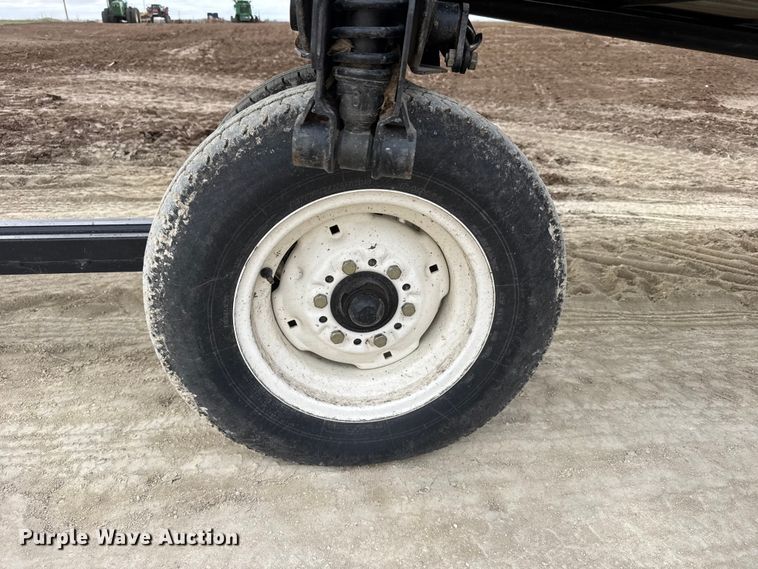 image for item FB7125 MacDon FD75-D Flexdraper flex draper head