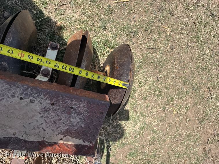 image for item FB7134 CrustBuster hoe grain drill