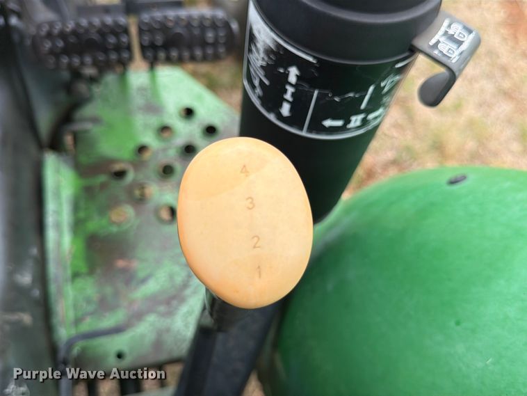 image for item FB8108 2007 John Deere 5205 MFWD tractor