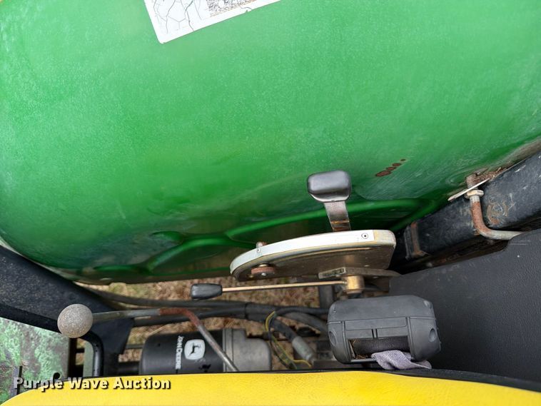 image for item FB8108 2007 John Deere 5205 MFWD tractor