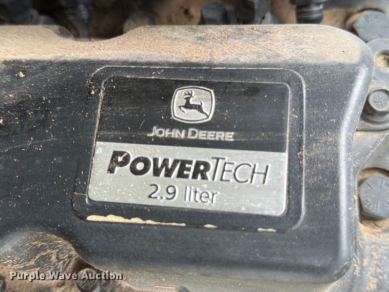 image for item FB8108 2007 John Deere 5205 MFWD tractor