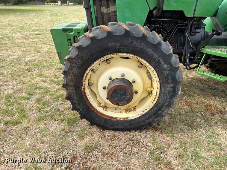 image for item FB8108 2007 John Deere 5205 MFWD tractor