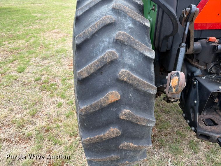 image for item FB8108 2007 John Deere 5205 MFWD tractor