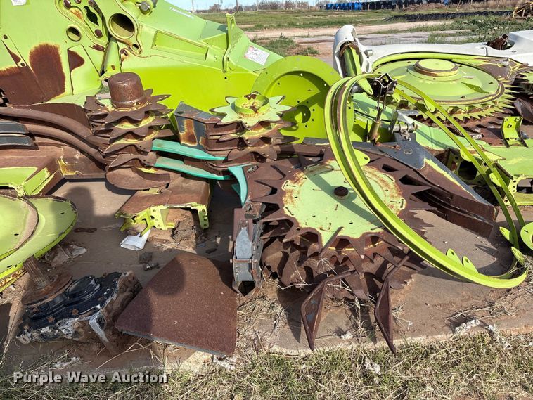 image for item FC2046 2016 Claas Orbis 900 rotary forage head