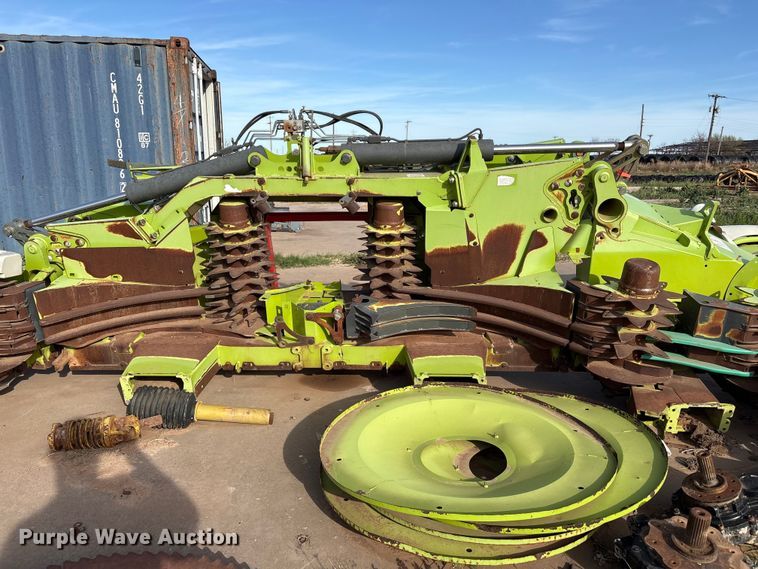 image for item FC2046 2016 Claas Orbis 900 rotary forage head
