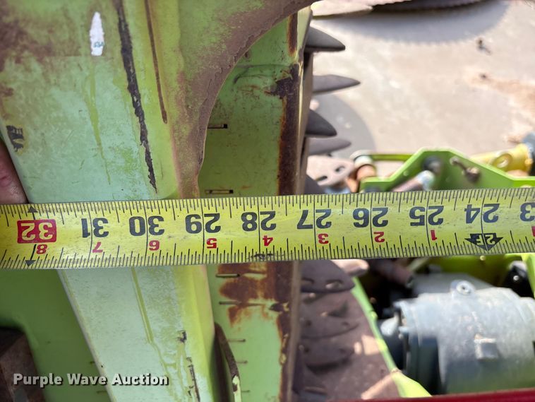 image for item FC2046 2016 Claas Orbis 900 rotary forage head