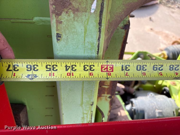 image for item FC2046 2016 Claas Orbis 900 rotary forage head