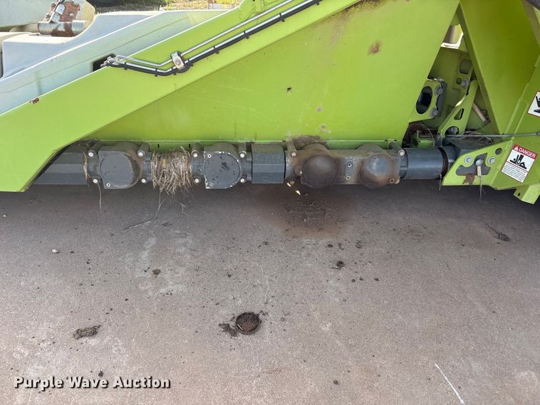 image for item FC2047 2019 Claas Orbis 900 rotary forage head