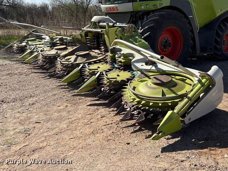 image for item FC2049 2014 Claas Orbis 900 rotary forage head