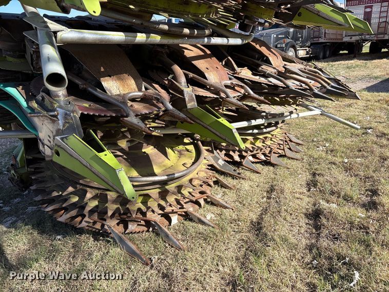 image for item FC2049 2014 Claas Orbis 900 rotary forage head