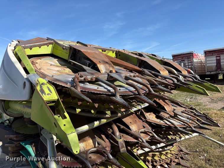 image for item FC2049 2014 Claas Orbis 900 rotary forage head