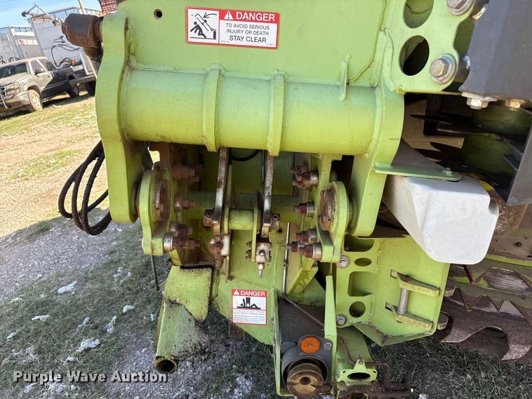 image for item FC2049 2014 Claas Orbis 900 rotary forage head