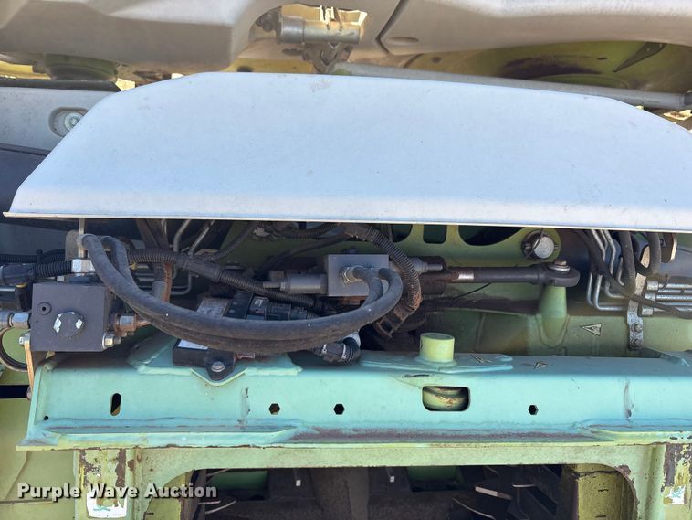 image for item FC2049 2014 Claas Orbis 900 rotary forage head