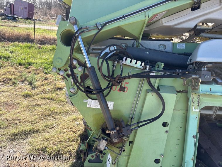 image for item FC2049 2014 Claas Orbis 900 rotary forage head