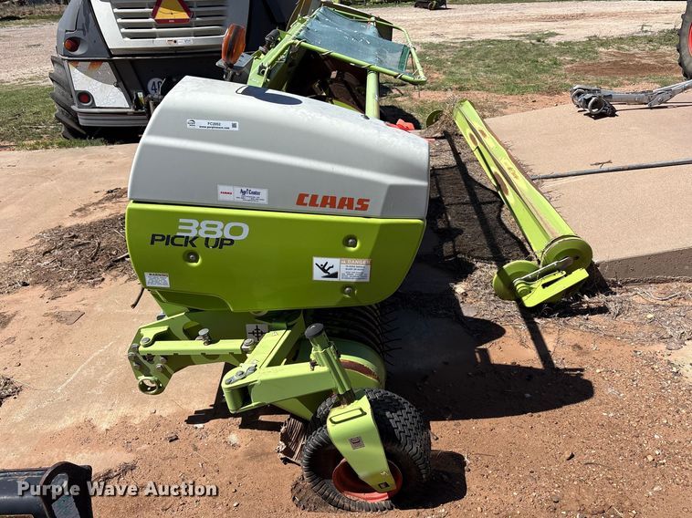 image for item FC2052 2016 Claas 380 L35 pickup head