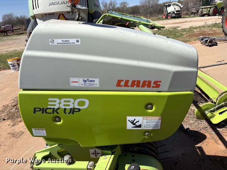 image for item FC2052 2016 Claas 380 L35 pickup head