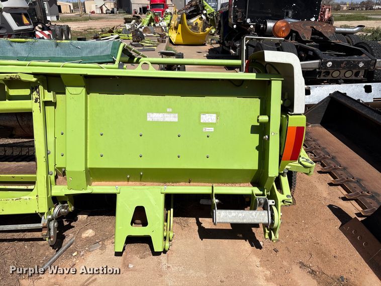 image for item FC2052 2016 Claas 380 L35 pickup head