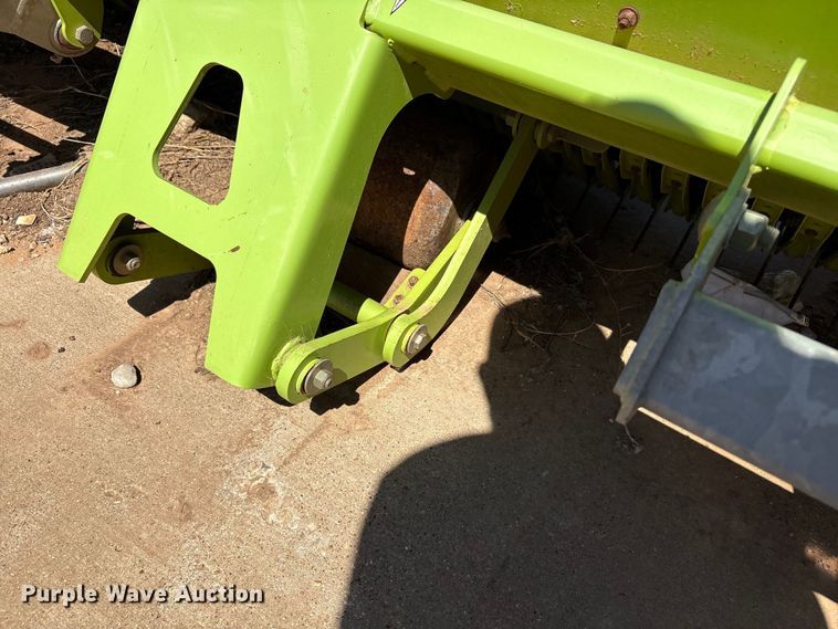 image for item FC2052 2016 Claas 380 L35 pickup head