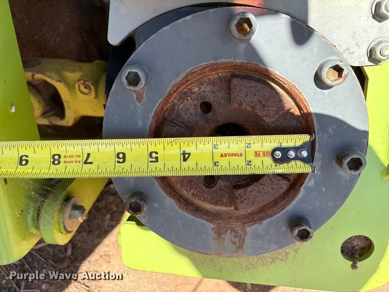 image for item FC2052 2016 Claas 380 L35 pickup head