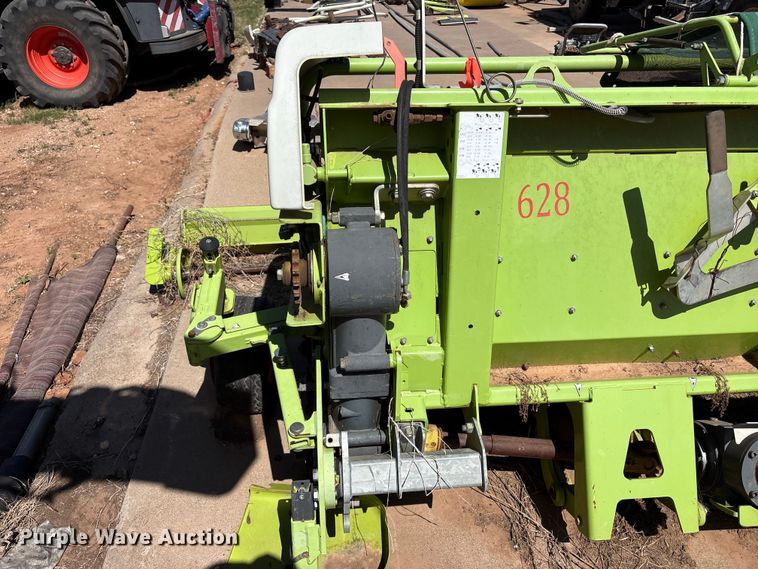 image for item FC2052 2016 Claas 380 L35 pickup head