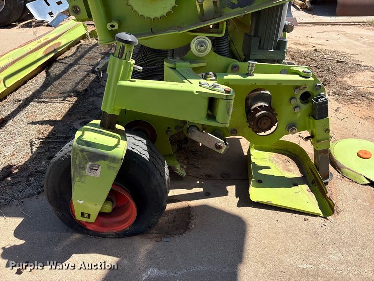 image for item FC2052 2016 Claas 380 L35 pickup head