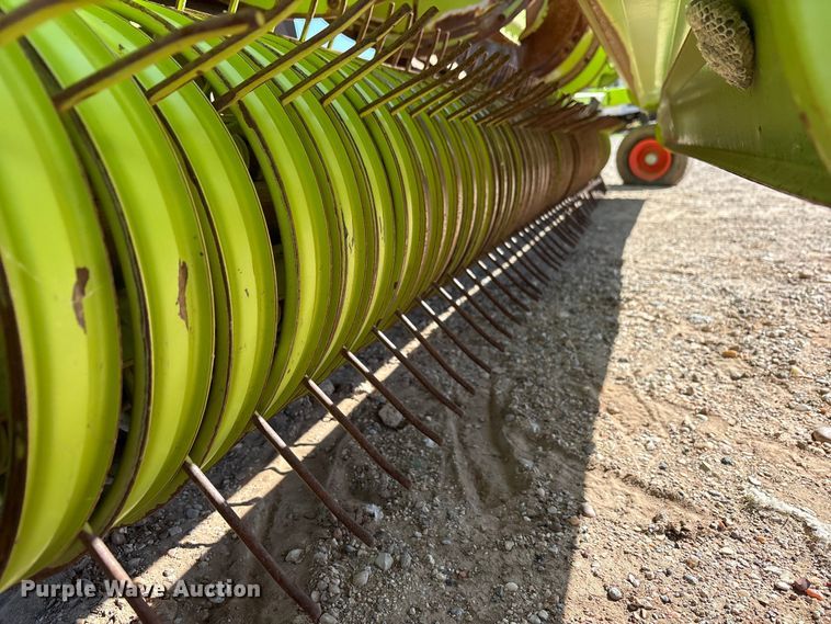 image for item FC2053 2014 Claas 380 L35 380 pick up head