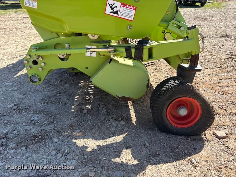 image for item FC2053 2014 Claas 380 L35 380 pick up head