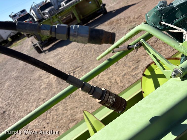 image for item FC2053 2014 Claas 380 L35 380 pick up head