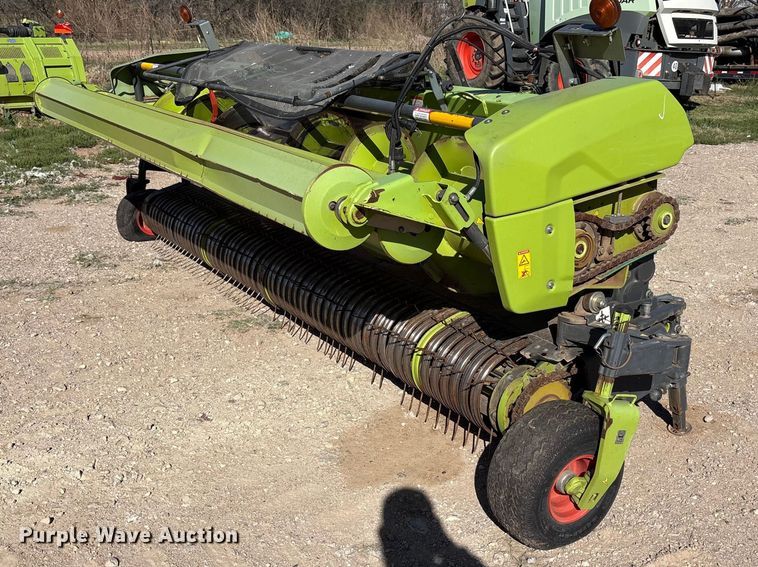 image for item FC2054 2017 Claas 380 L36 pickup head