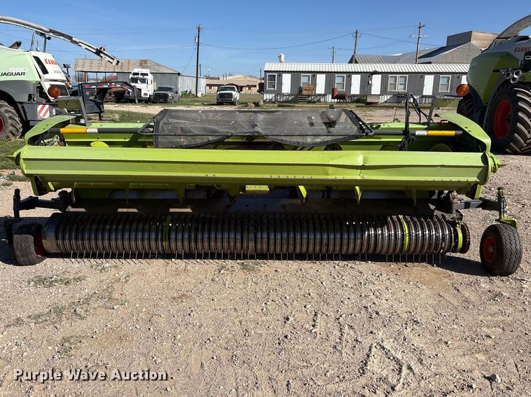 image for item FC2054 2017 Claas 380 L36 pickup head