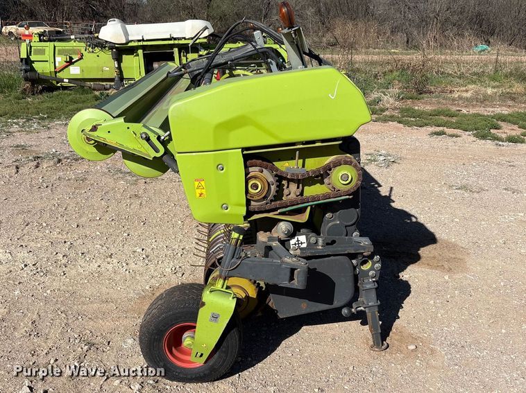 image for item FC2054 2017 Claas 380 L36 pickup head