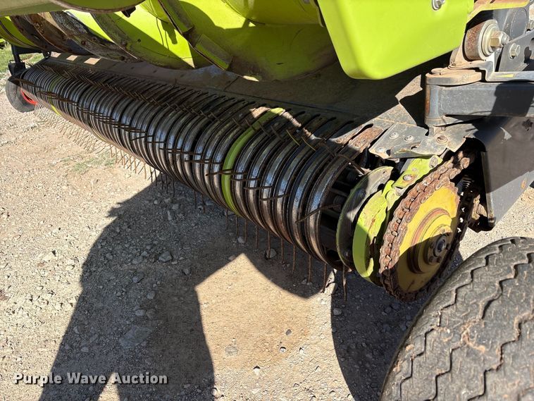 image for item FC2054 2017 Claas 380 L36 pickup head