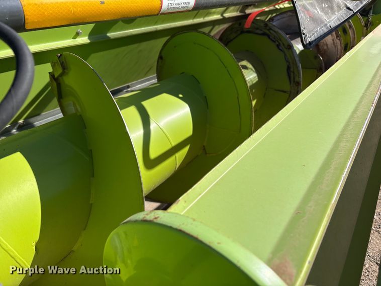 image for item FC2054 2017 Claas 380 L36 pickup head