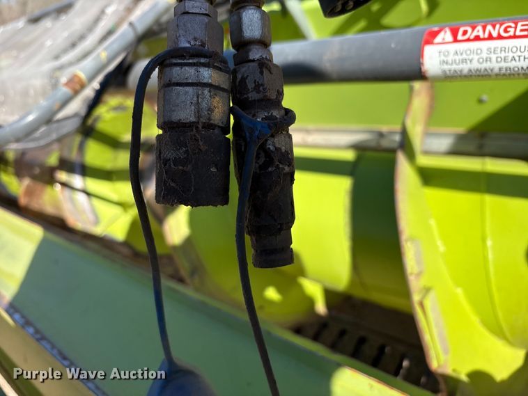 image for item FC2054 2017 Claas 380 L36 pickup head