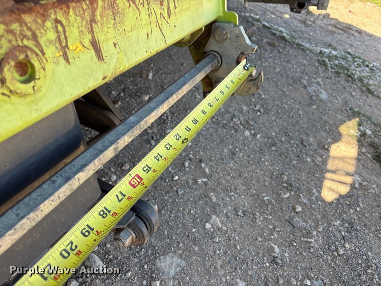 image for item FC2054 2017 Claas 380 L36 pickup head