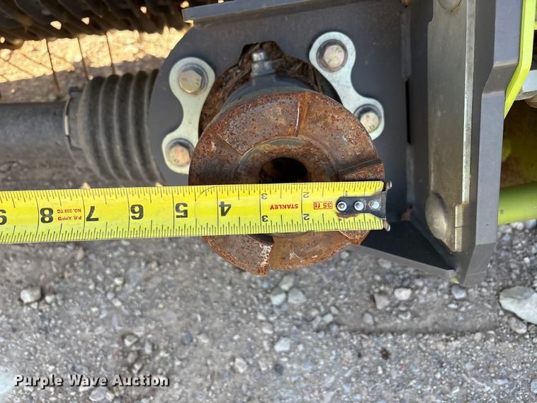 image for item FC2054 2017 Claas 380 L36 pickup head