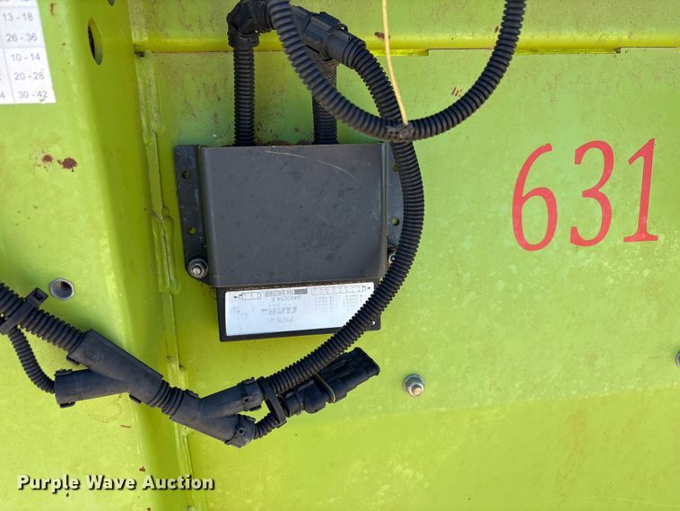 image for item FC2054 2017 Claas 380 L36 pickup head