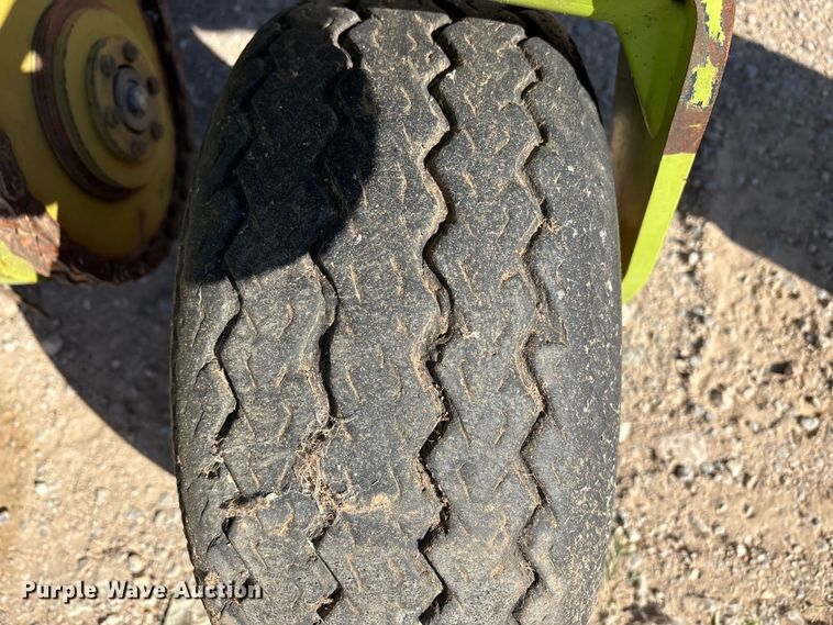 image for item FC2054 2017 Claas 380 L36 pickup head