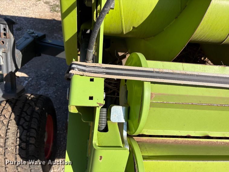 image for item FC2055 2020 Claas 380 L36 pickup head