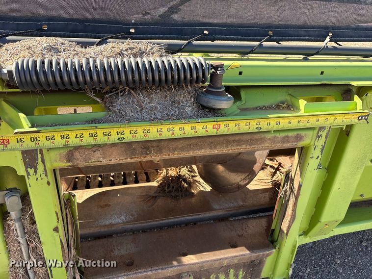 image for item FC2055 2020 Claas 380 L36 pickup head