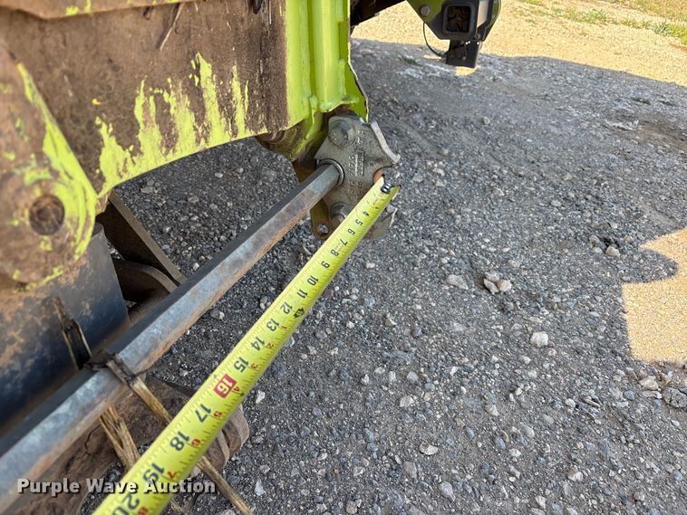 image for item FC2055 2020 Claas 380 L36 pickup head