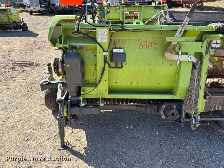 image for item FC2055 2020 Claas 380 L36 pickup head