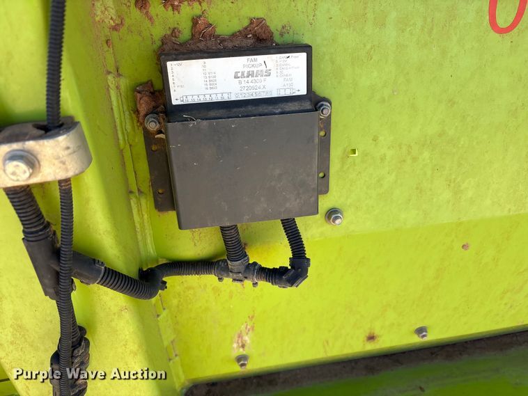 image for item FC2055 2020 Claas 380 L36 pickup head