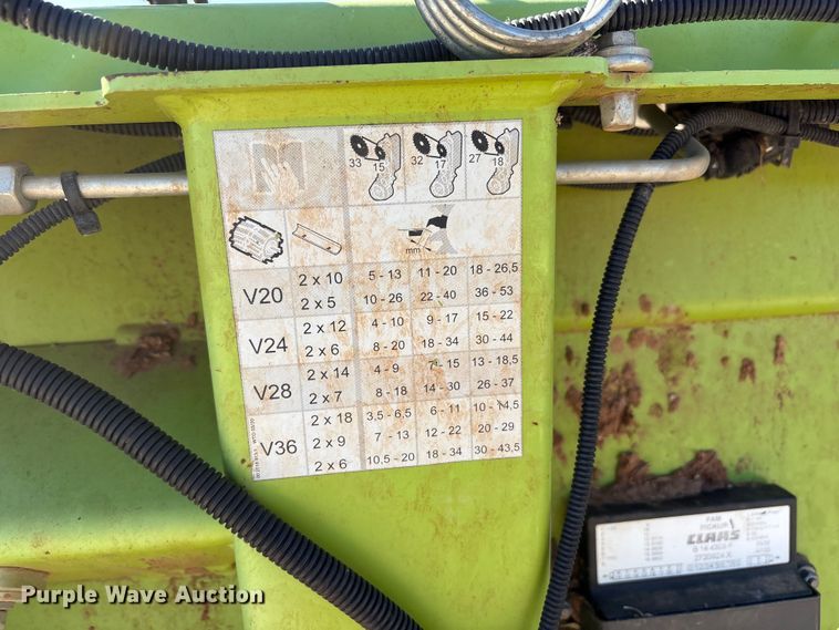 image for item FC2055 2020 Claas 380 L36 pickup head