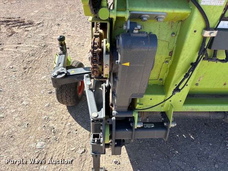 image for item FC2055 2020 Claas 380 L36 pickup head